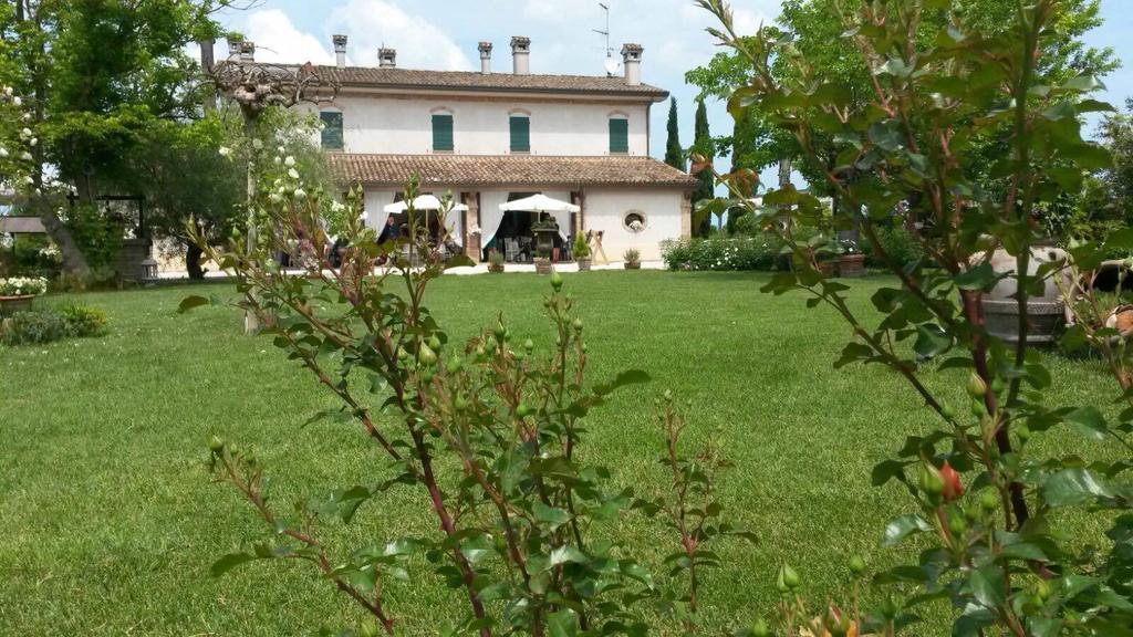 Locanda Antico Casale Cesenatico Buitenkant foto